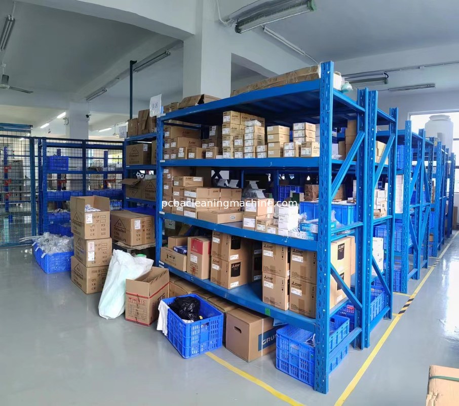 El tipo de lote de PCBA lava a chorro la máquina del deflux con 3 múltiples del espray 2 capas de PCBA del gabinete de la cesta 1wash