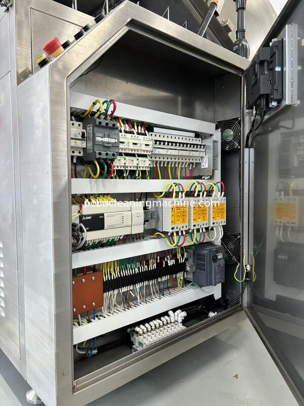 Máquina de limpieza de paletas de control automático PLC con capacidad de tanque de líquido de 80L y tiempo de secado de 5 a 15 minutos Adecuado para varios tipos de paletas